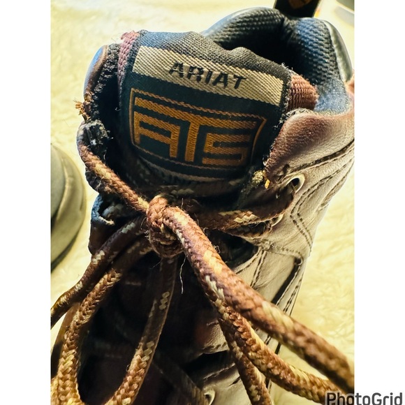 Ariat Hiking Boots - Picture 7 of 9